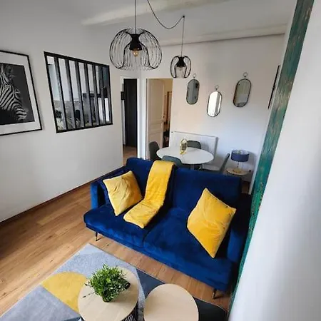 T2 Atypique, Renove Apartment
