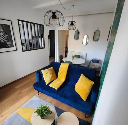 T2 Atypique, Renove Apartamento