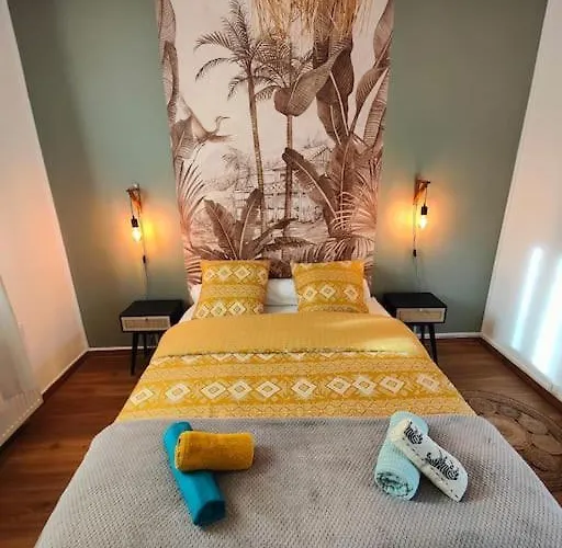 T2 Atypique, Renove Apartamento *